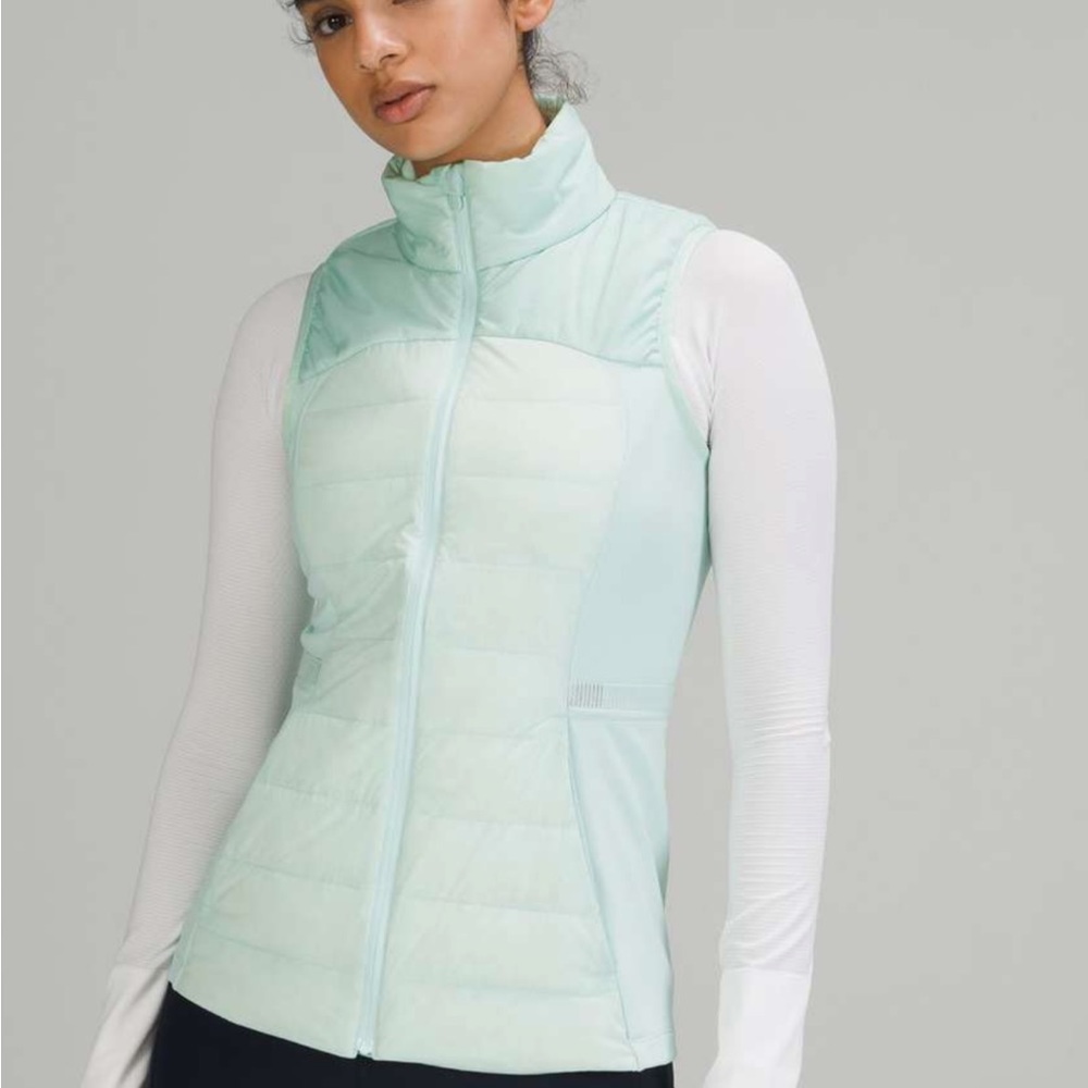Lululemon down for it all vest. Excellent condition